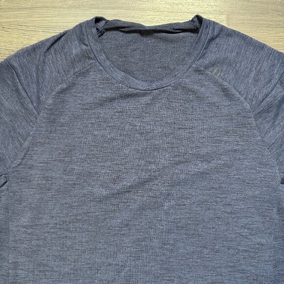 Lululemon Men's Surge Warm Long Sleeve - Heathered Navy - Picture 3 of 6